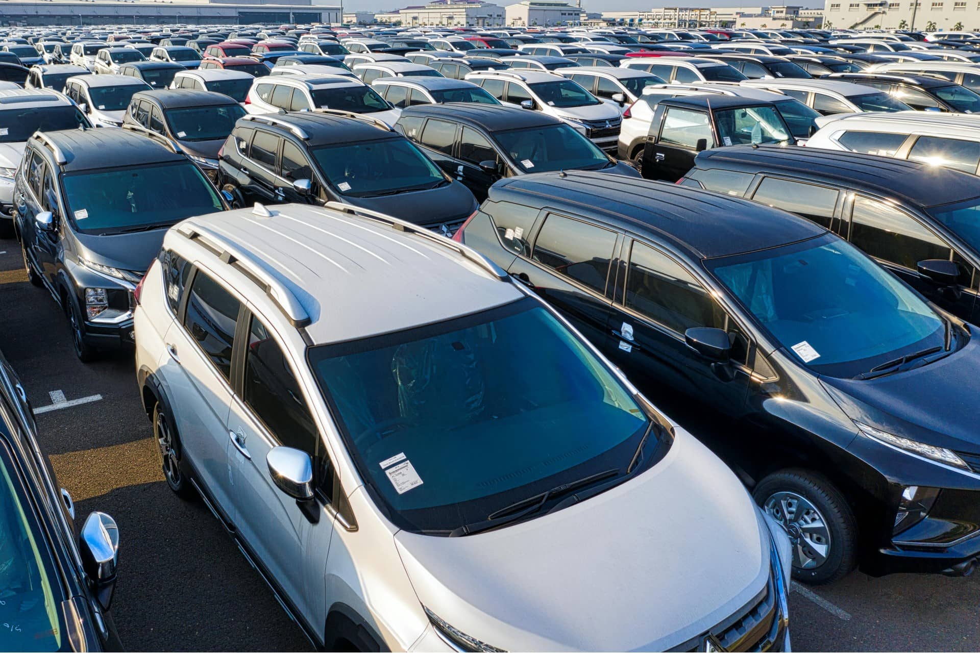 Why Moisture Control is Critical in Automotive Export Shipping?